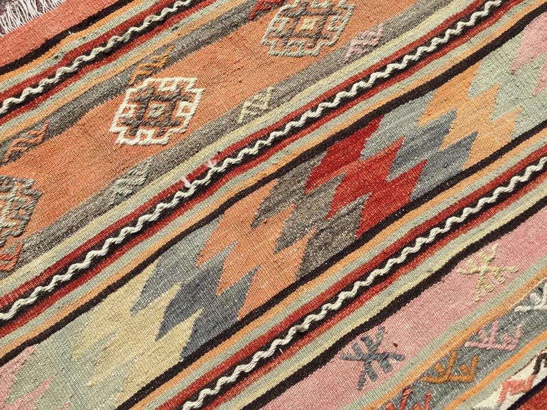 Vintage Turkish Kilim Rug 157cm x 121cm 70 Years Old