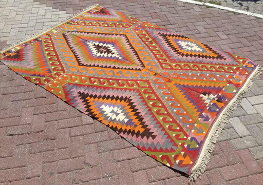 Vintage turkkilainen Kilim matto 168cm x 241cm käsinkudottu muotoilu