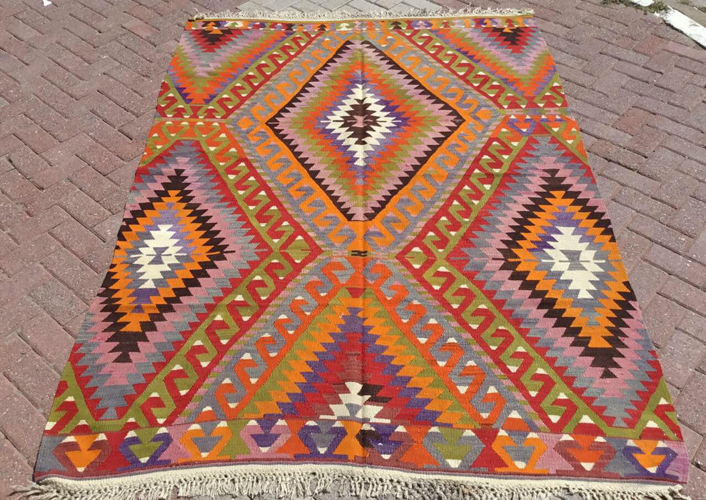 Vintage turkkilainen Kilim matto 168cm x 241cm käsinkudottu muotoilu