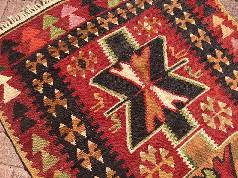 Vintage Turkish Kilim Rug 189cm x 108cm Classic Design