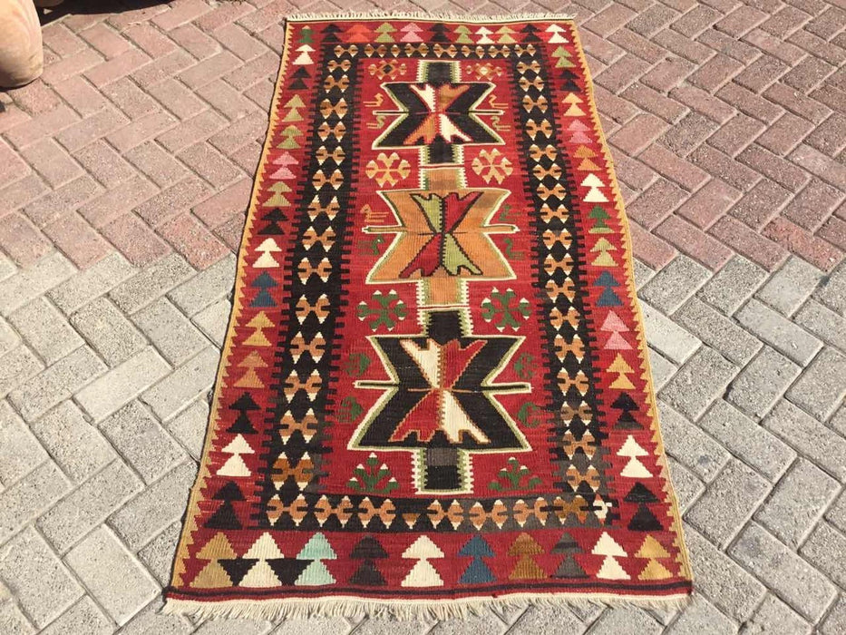 Vintage Turkish Kilim Rug 189cm x 108cm Classic Design
