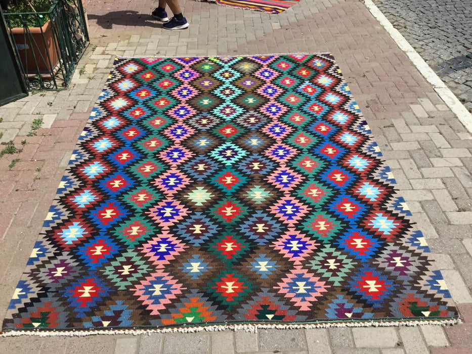 Vintage Turkish Kilim -matto 209cm x 292cm Käsinsolmittu