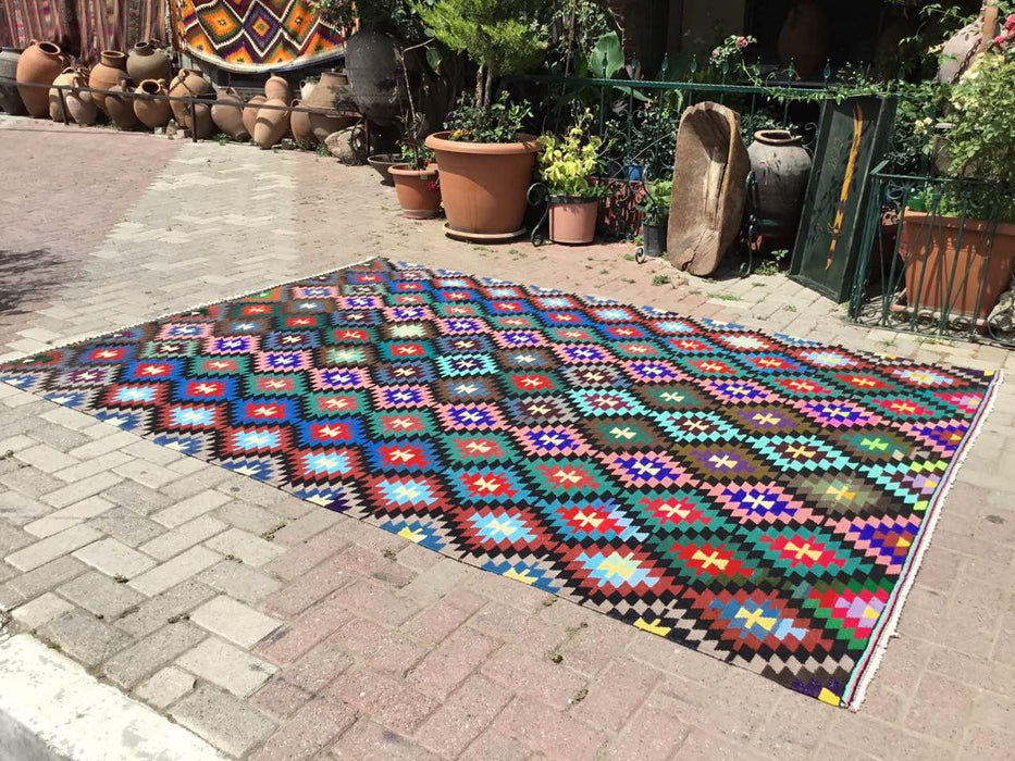 Vintage Turkish Kilim -matto 209cm x 292cm Käsinsolmittu