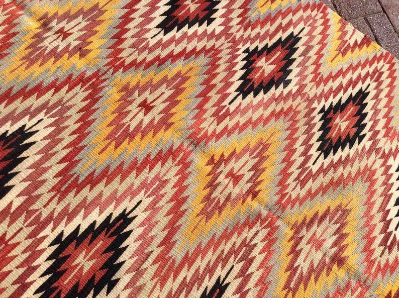 Vintage Turkish Kilim -matto 213cm x 154cm Käsintehty villa