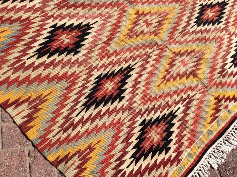 Vintage Turkish Kilim -matto 213cm x 154cm Käsintehty villa