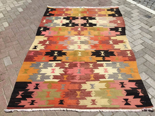 Vintage tyrkisk kilim teppe 228cm x 160 cm håndlaget ull