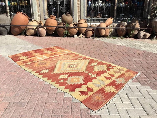 Vintage Turkin Kilim Rug 235 cm x 134 cm aito muotoilu