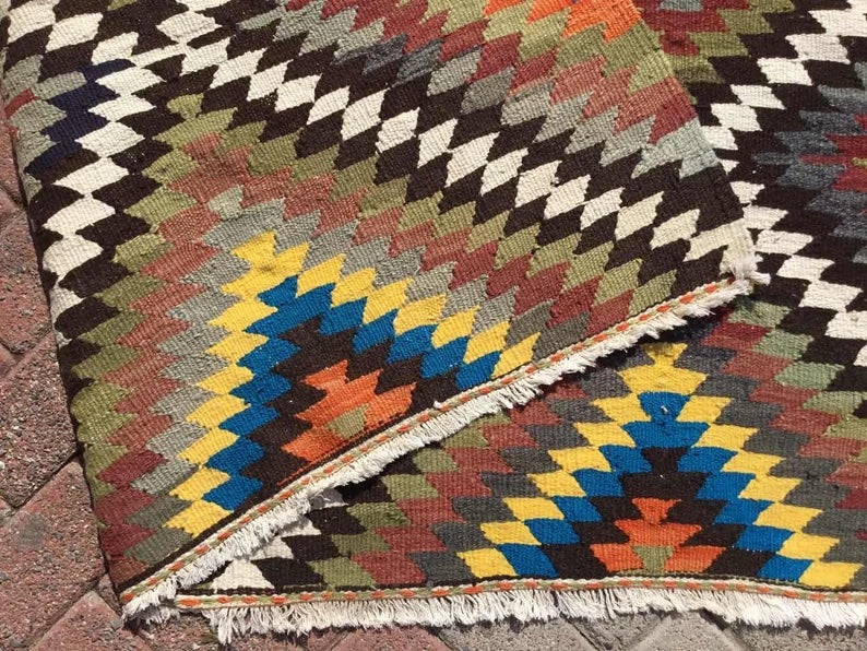 Tappeto Kilim turco vintage 236 cm x 167 cm in lana intrecciata a mano