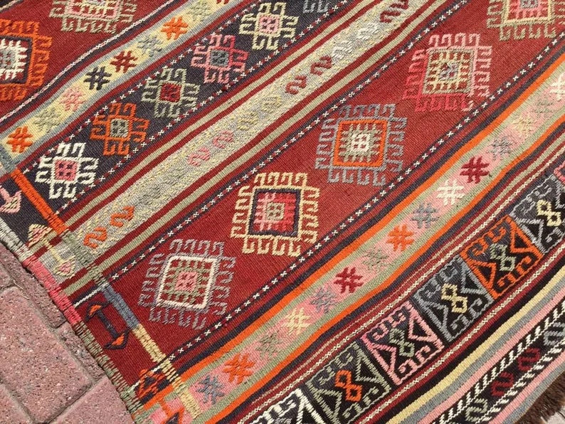 Vintage turkkilainen Kilim matto 238cm x 148cm käsinkudottua villaa