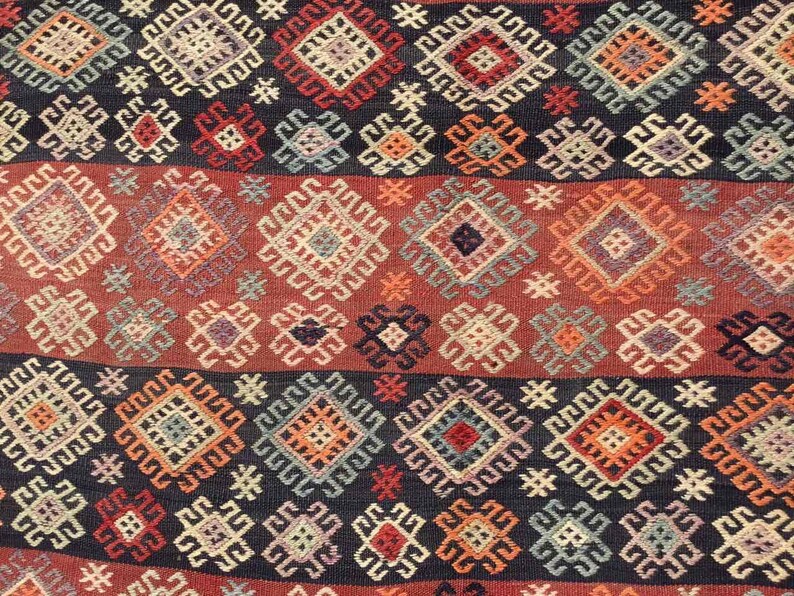 Vintage Turkish Kilim -matto 242cm x 154cm Toimitus maailmanlaajuisesti