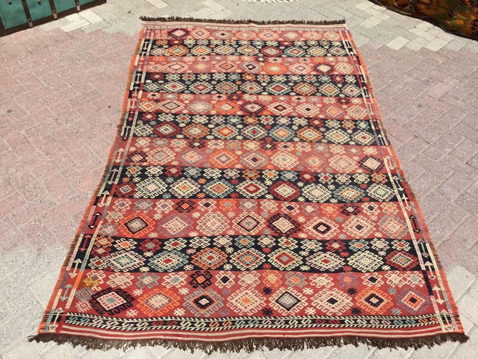 Vintage Turkish Kilim -matto 242cm x 154cm Toimitus maailmanlaajuisesti