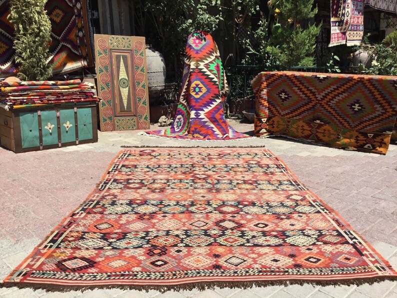 Vintage Turkish Kilim -matto 242cm x 154cm Toimitus maailmanlaajuisesti