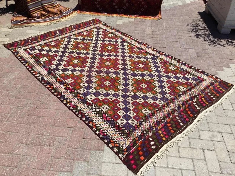 Vintage Turkish Kilim -matto 250cm x 164cm Käsintehty villa