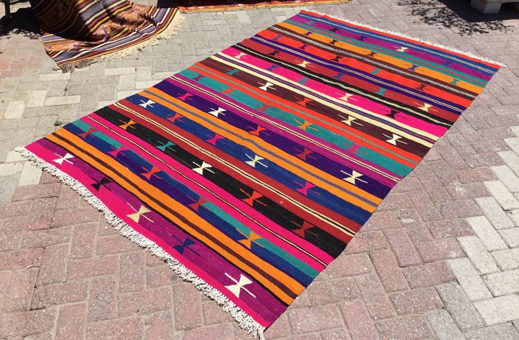 Vintage turkkilainen Kilim matto 258cm x 164cm käsinkudottua villapuuvillaa