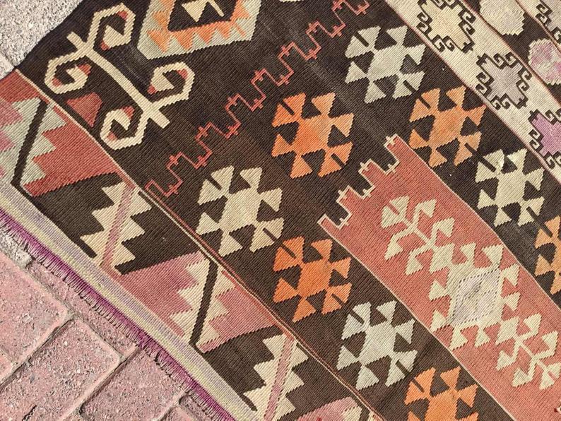 Tappeto Kilim turco vintage 262 cm x 156 cm in lana filata a mano