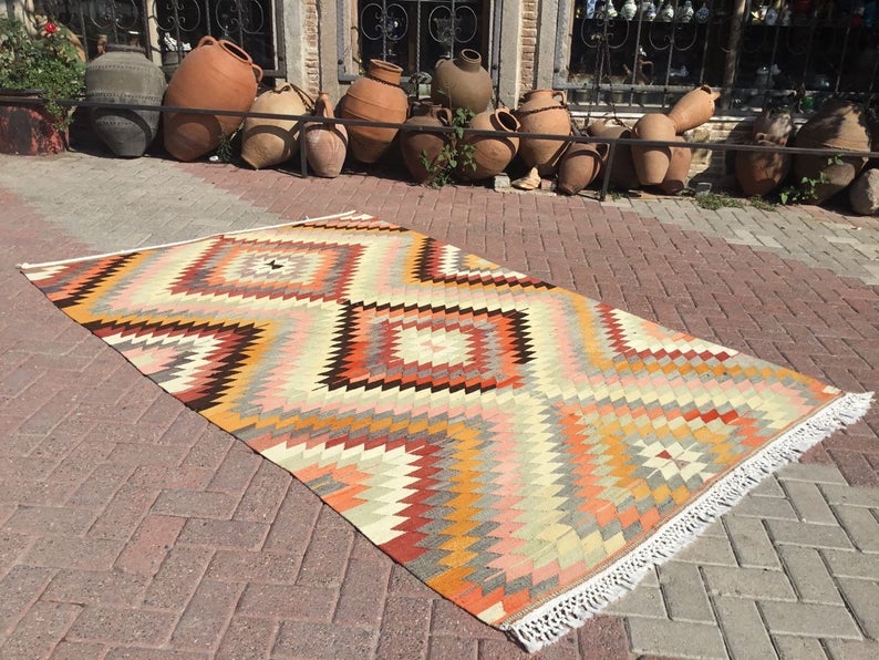 Vintage turkkilainen Kilim matto 269cm x 175cm käsinkudottua villaa