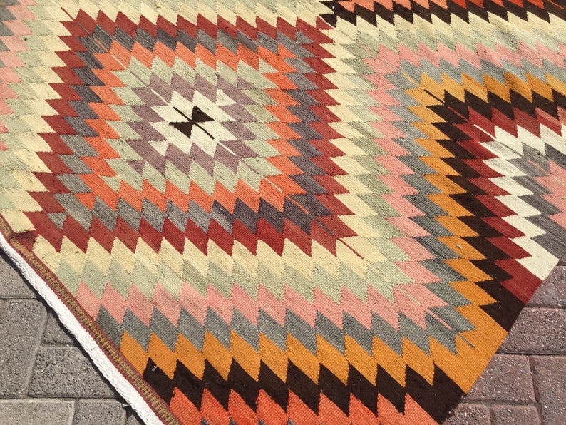 Vintage turkkilainen Kilim matto 269cm x 175cm käsinkudottua villaa