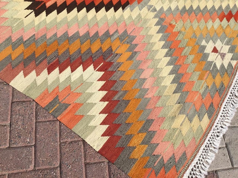 Vintage turkkilainen Kilim matto 269cm x 175cm käsinkudottua villaa