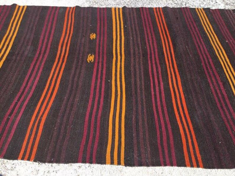 Vintage turkkilainen Kilim matto 277cm x 165cm villa 60 vuotta vanha