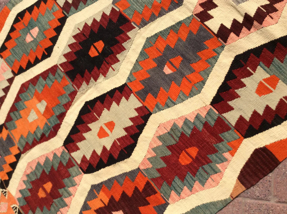 Tappeto Kilim turco vintage 293 cm x 135 cm in lana fatto a mano