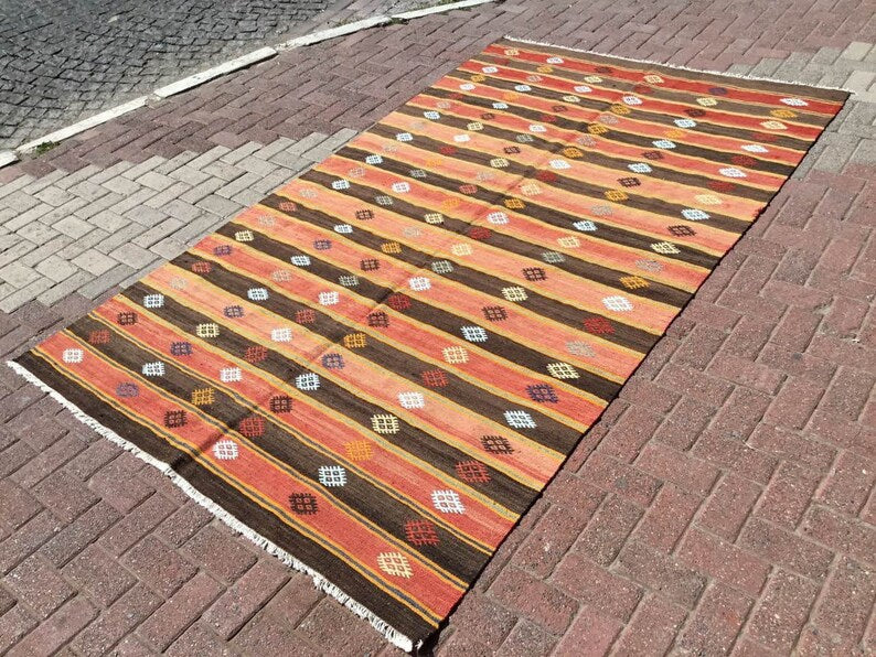 Vintage Turkish Kilim Rug 293cm x 172cm 50 Years Old