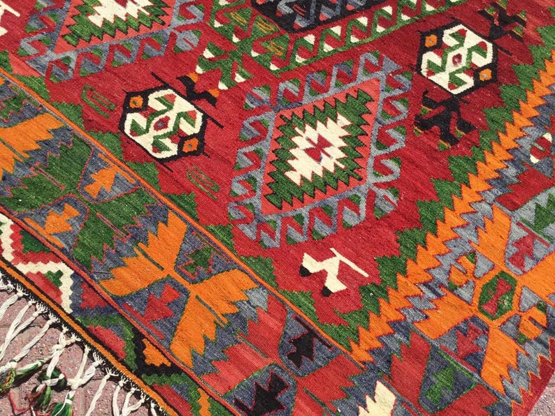 Vintage turkkilainen Kilim matto 293cm x 187cm 60 vuotta vanha