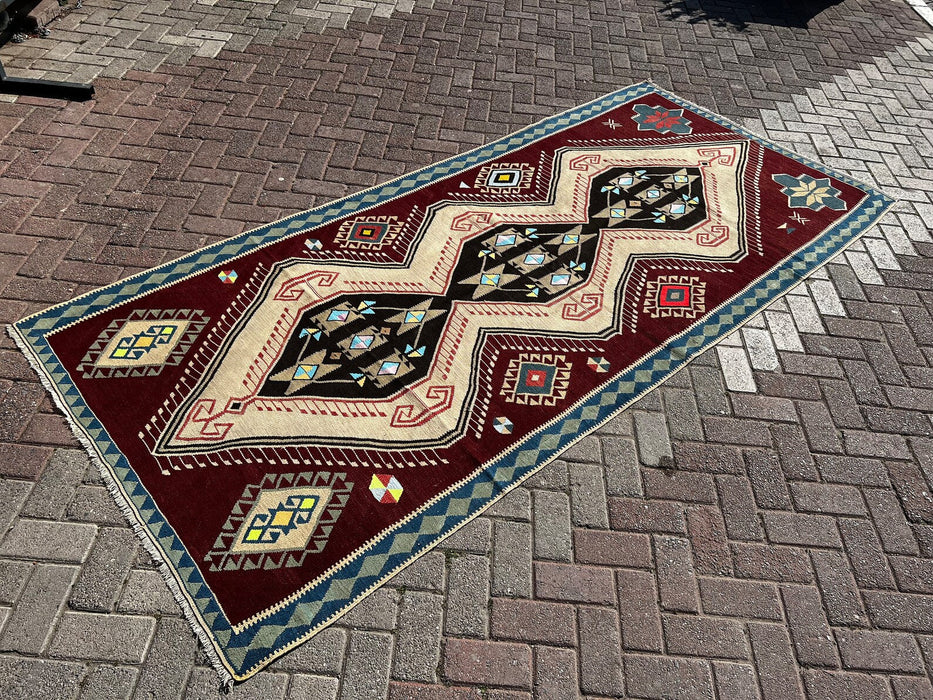 Vintage Turkish Kilim -matto 302cm x 134cm käsinkudottua villaa