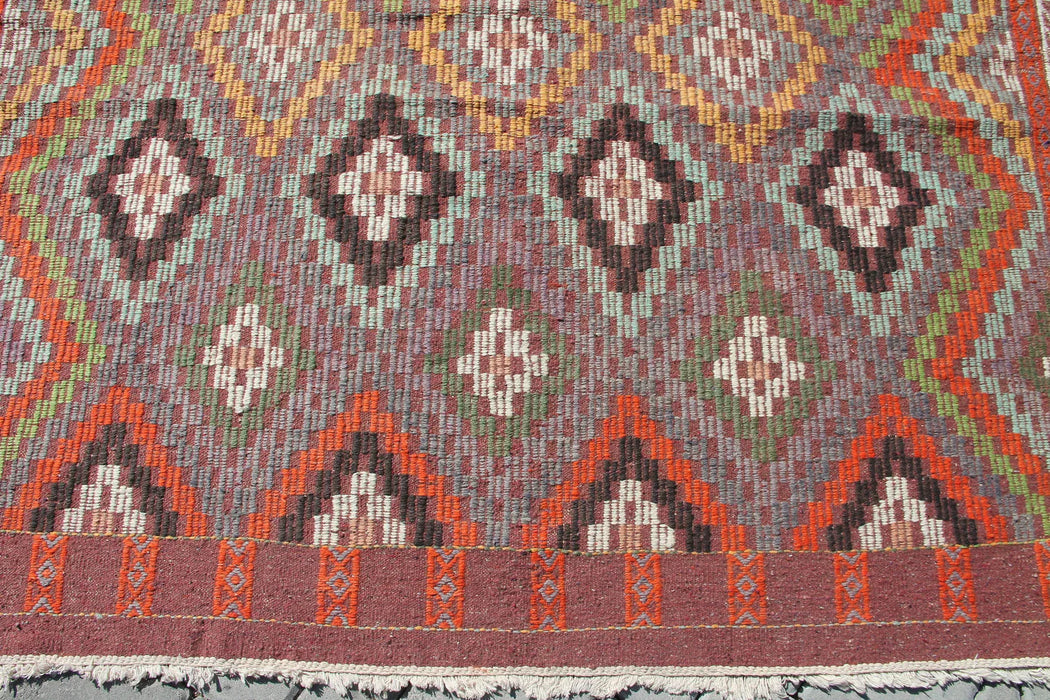 Vintage Turkish Kilim -matto 319cm x 172cm luonnonvillaa