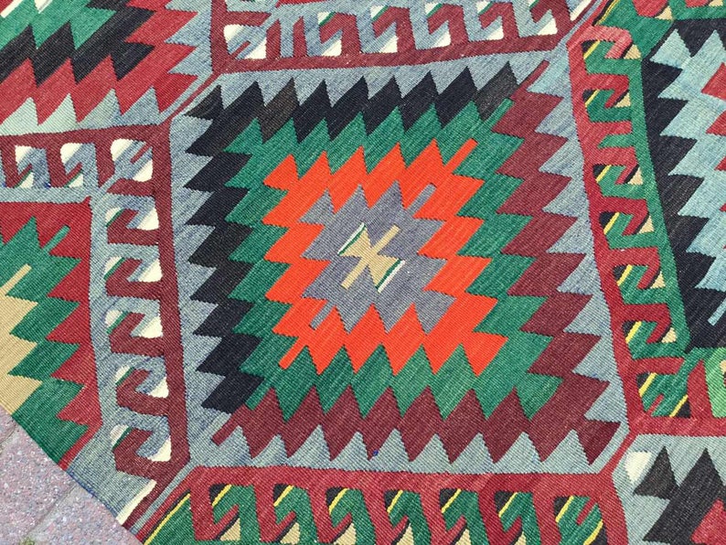 Vintage Turkish Kilim -matto 342cm x 184cm käsin kehrätty villa