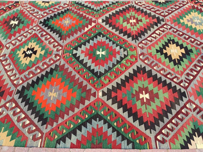 Vintage Turkish Kilim -matto 342cm x 184cm käsin kehrätty villa