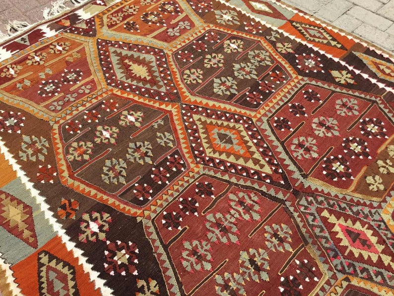 Vintage Turkish Kilim -matto 358cm x 163cm käsin kehrätty villa