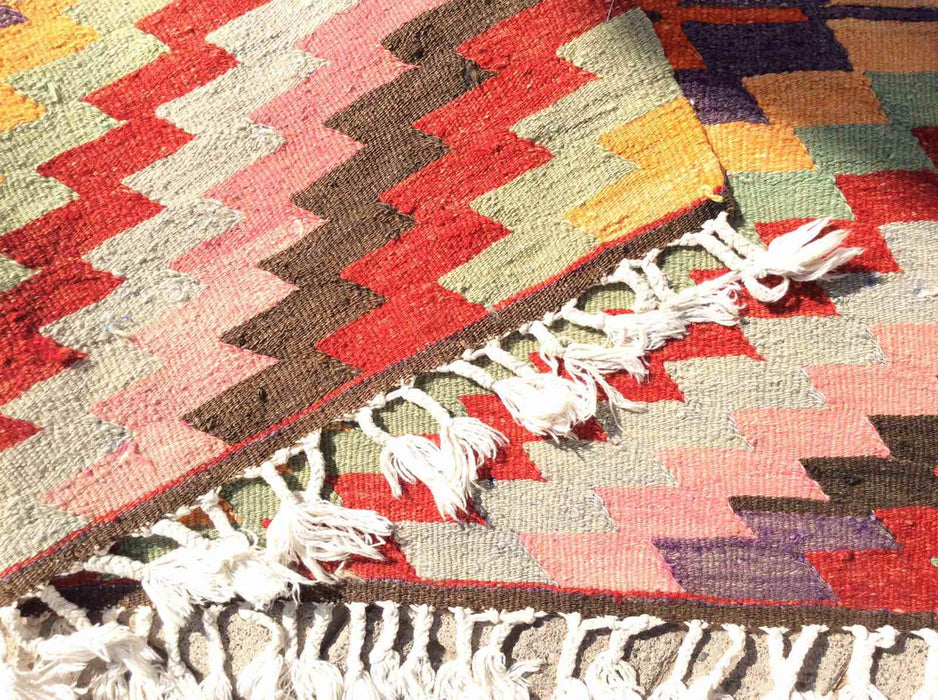 Vintage turkkilainen Kilim -matto Cece 150cm x 221cm