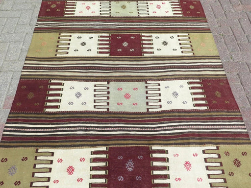 Vintage turkkilainen Kilim Runner 144cm x 288cm 60 vuotta vanha