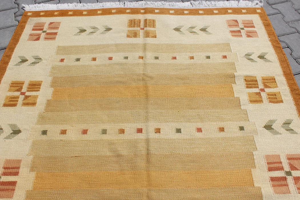 Vintage turkkilainen Kilim Runner 165cm x 235cm #408