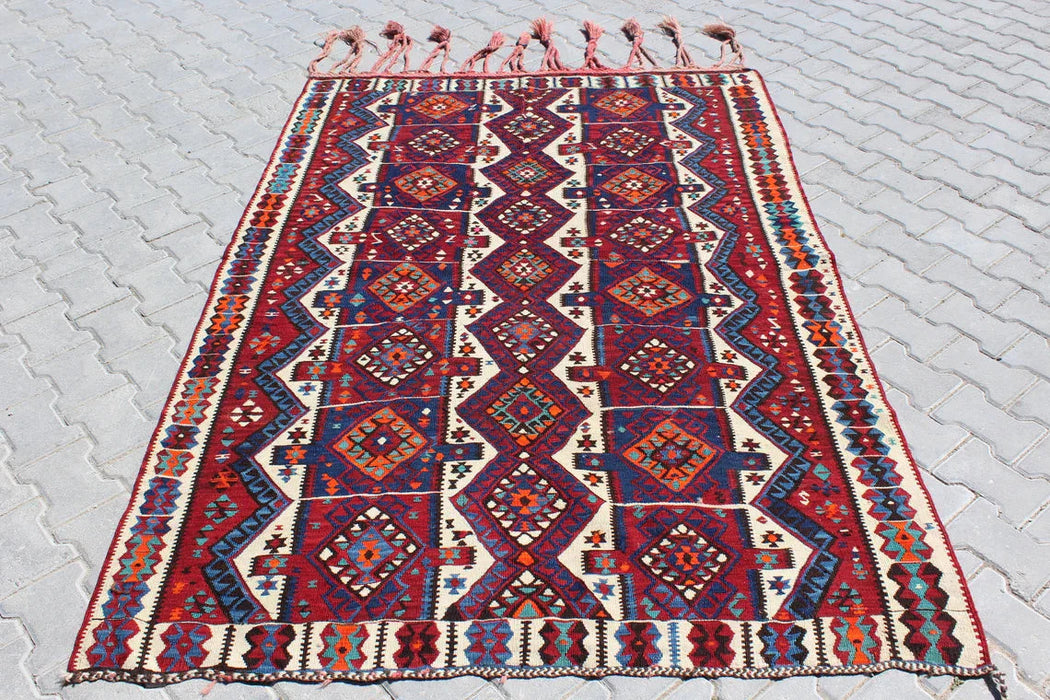 Vintage turkkilainen Kilim Runner 229cm x 156cm #372