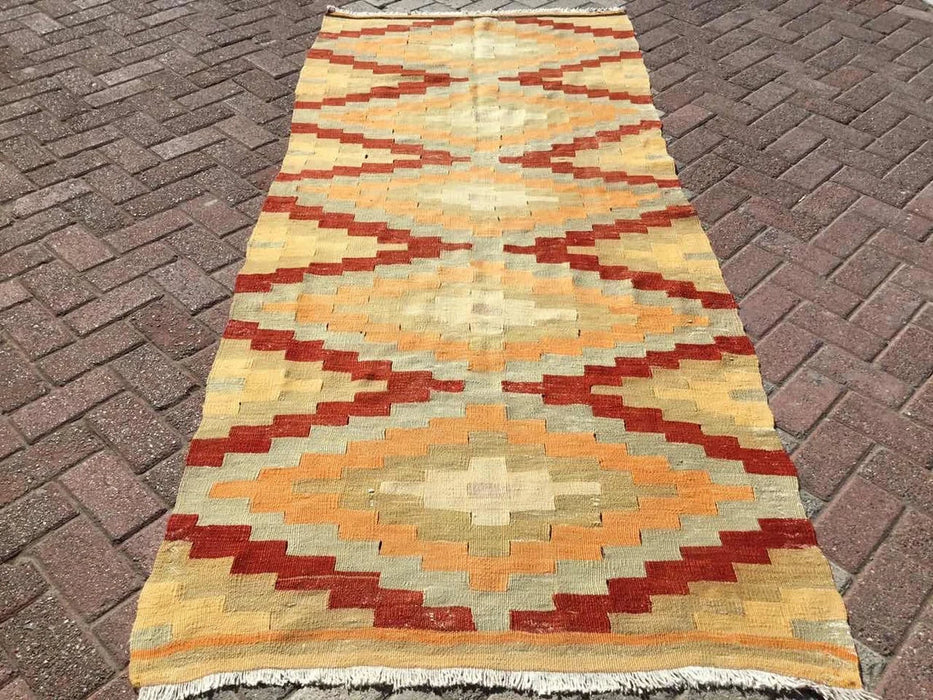 Vintage turkkilainen Kilim Runner 246cm x 109cm #238