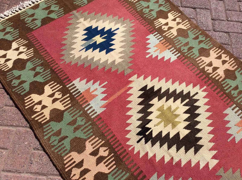 Vintage turkkilainen Kilim Runner 267cm x 114cm käytävälle