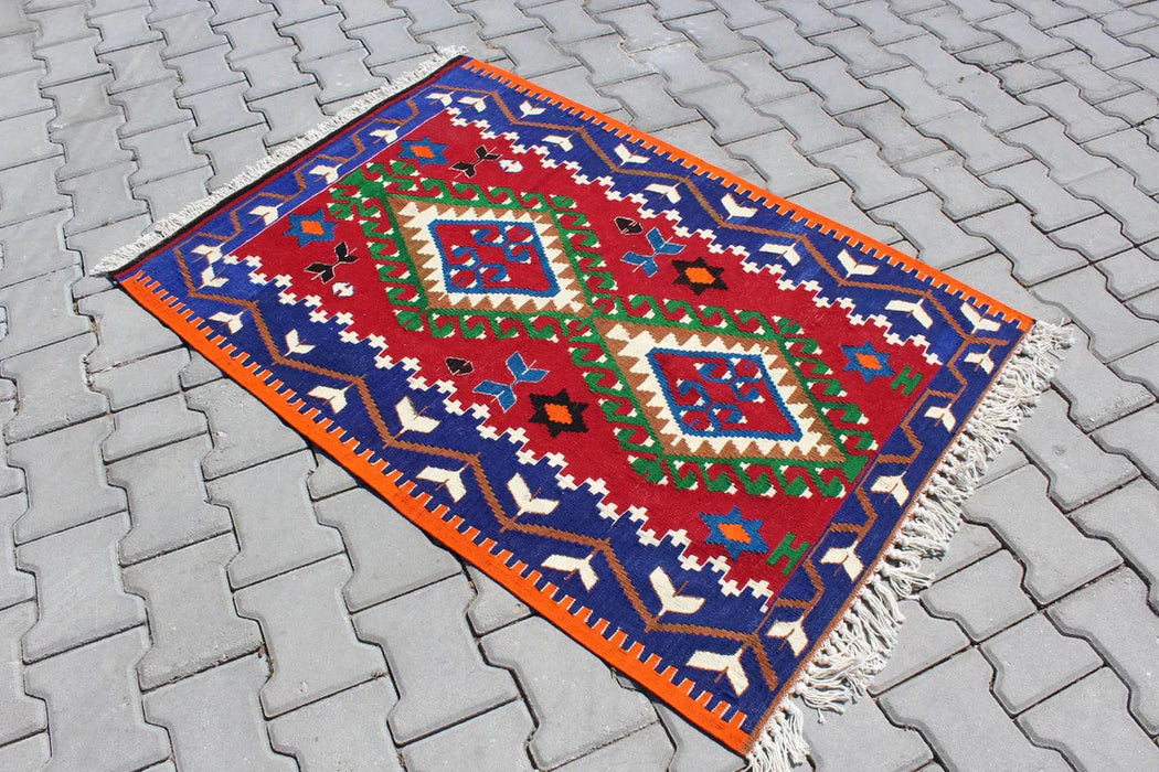 Vintage Turkish Kilim Runner Rug 136x98 cm #365