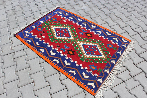 Vintage Turkish Kilim Runner Rug 136x98 cm #365