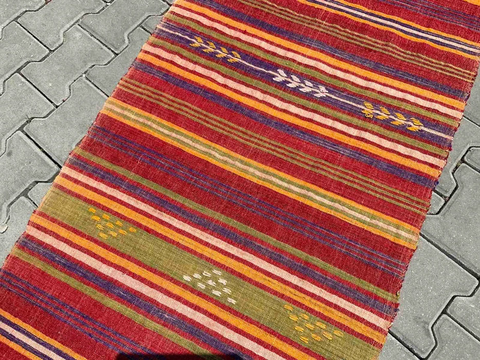 Vintage turkkilainen Kilim juoksumatto 249cm x 76cm