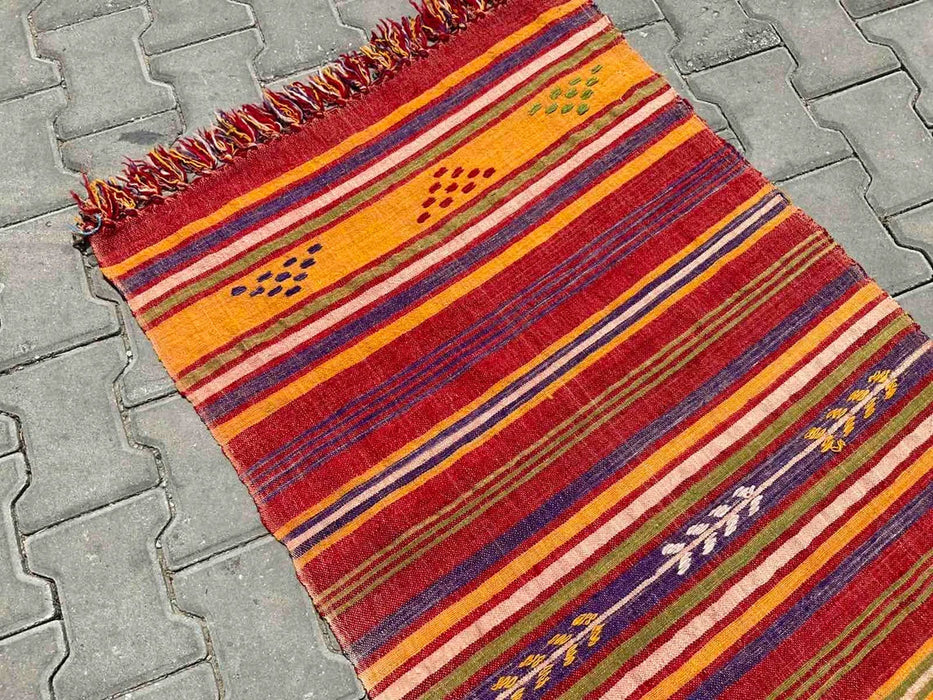 Vintage turkkilainen Kilim juoksumatto 249cm x 76cm