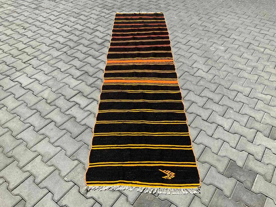 Vintage turkkilainen Kilim juoksumatto 307cm x 81cm