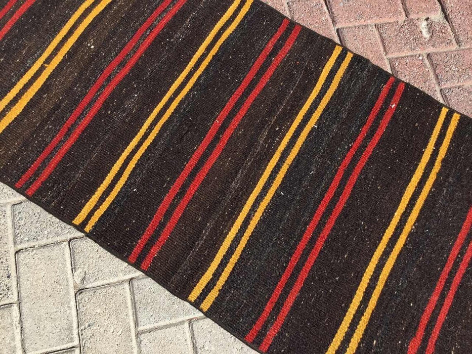 Vintage turkkilainen Kilim juoksumatto 333 cm x 70 cm