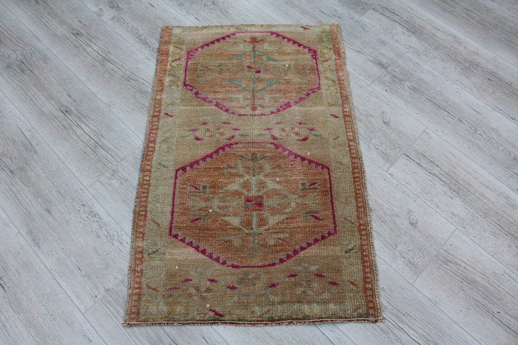 Vintage Turkish Mini Rug 58cm x 89cm Hand-Knotted #534