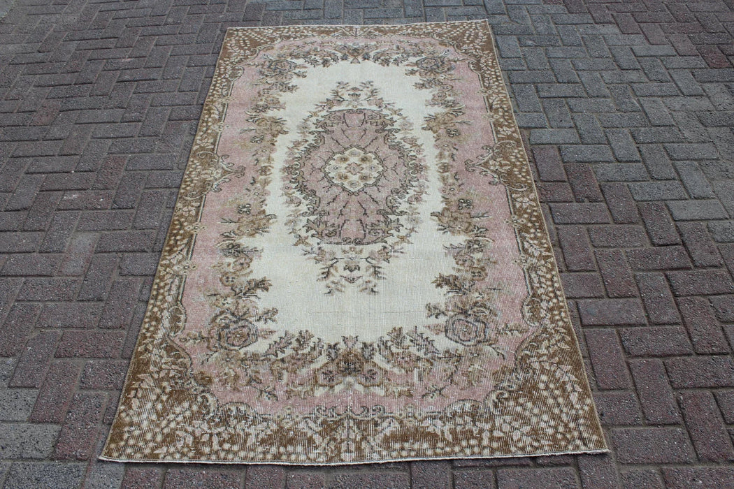 Vintage Turkish Rug 124cm x 213cm Hand-Knotted Isparta