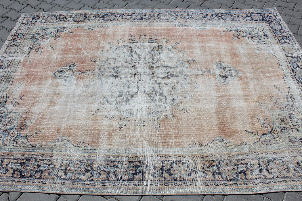 Vintage Turkish Rug Zenna 193cm x 273cm Hand-Knotted