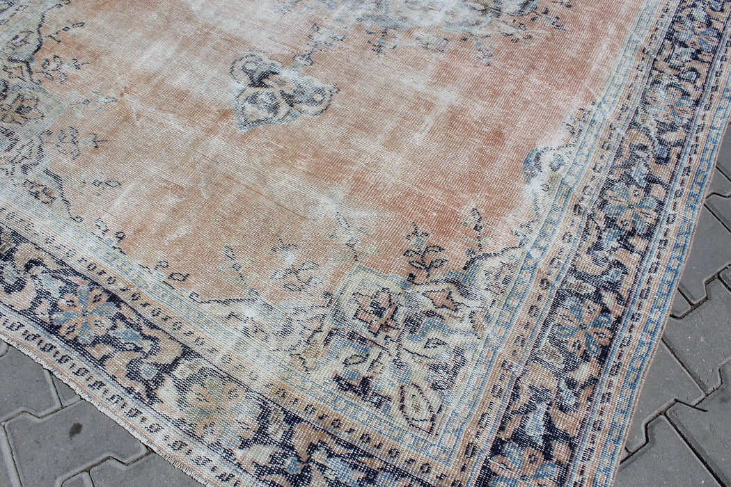 Vintage Turkish Rug Zenna 193cm x 273cm Hand-Knotted