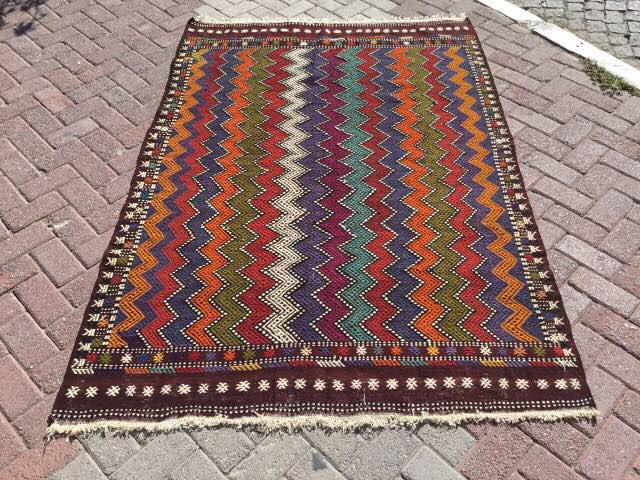 Vintage Turkish Wool Kilim Rug 142cm x 203cm #632