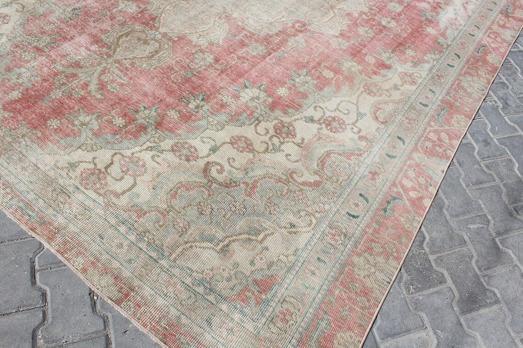 Vintage Turkish Wool Rug 240cm x 332cm Hand-Knotted