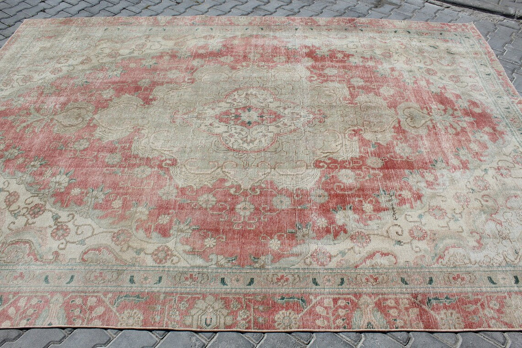 Vintage Turkish Wool Rug 240cm x 332cm Hand-Knotted